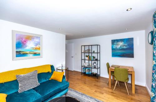 Brandon Apartment | First Class Flat