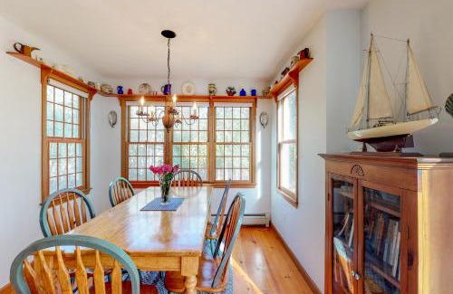 Eel Point House | Fisher's Landing
