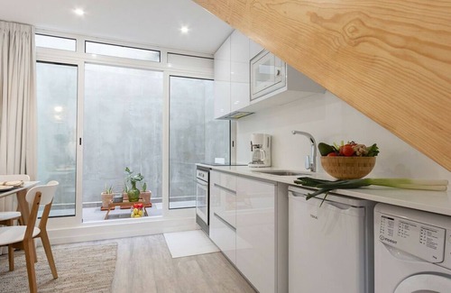 Camara de Lobos House | Fisherhouse23 Comfortable holiday residence