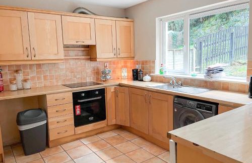 Dunmore East House | Fishermans Grove 3 Bed No 21 by Trident Holiday Homes