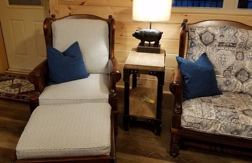 Seneca Cabin | Fishing Cabin - Keowee 2 bedrooms, 2 bathrooms - Fishing - Kayaking - Porch