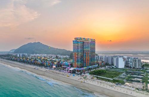 Hoang Hoa Resort | Flamingo Ibiza Hải Tiến Luxury Stay