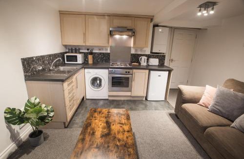 Southville Apartment | Flat 1, 4 Warden Rd