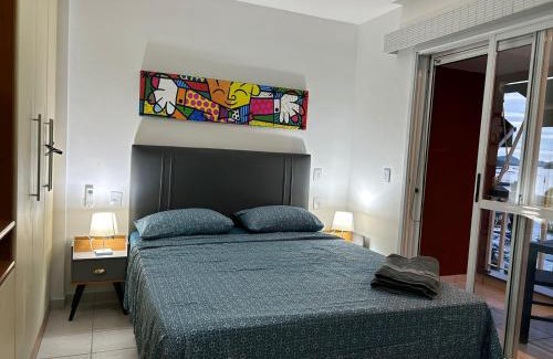 Parque das Palmeiras Apartment | Flat Bijoux FRENTE MAR no Shopping Piratas , com estacionamento gratuito