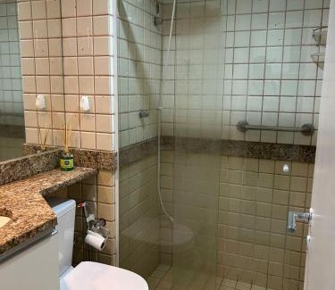 Parque das Palmeiras Apartment | Flat Bijoux FRENTE MAR no Shopping Piratas , com estacionamento gratuito