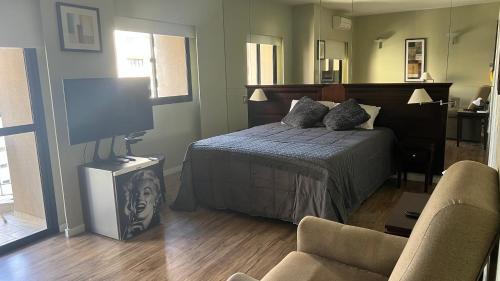Itaim Bibi Apartment | Flat com Piscina Aquecida-Grátis Garagem manobrista 24h -Sauna-Varanda-Cafe e Chá a vontade