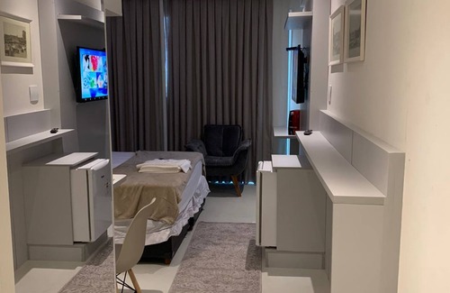 Campos Hotel | Flat Encantador com Piscina/Vista Exclusiva Para Av. Pelinca