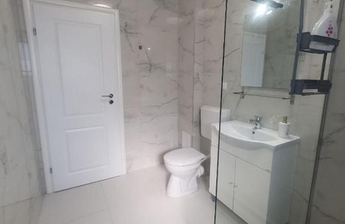 Cisnadie Apartment | Flat in Sibiu 20 min to Sibiu Airport