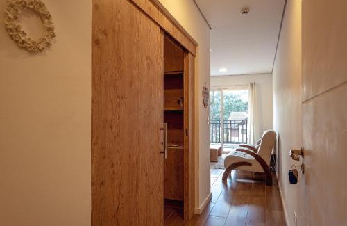 Capivari Apartment | Flat novo, aconchegante e no Coração do Capivari/Internet + Aquecedores