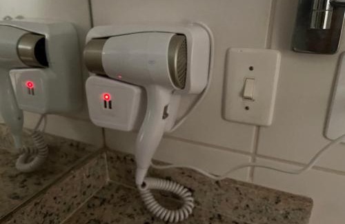 Boqueirao Apartment | Flat Santos frente mar Canal 3