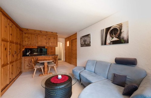 Soerenberg Apartment | Flat with Swiss stone pine and mountain view