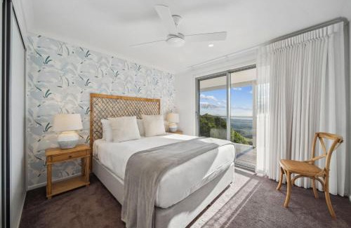 Hunchy House | Flaxton Garden Home with Spectacular Coastal Views