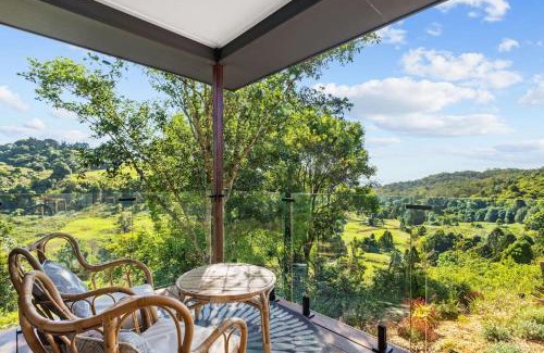 Montville Villa | Fletchers Ridge - Guest House