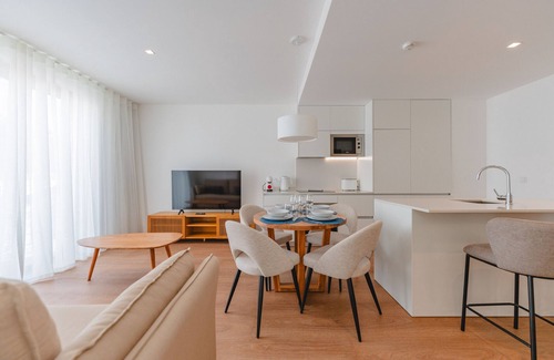 Old Town Apartment | FLH Funchal A Quinta do Conde Balcony Apartment II