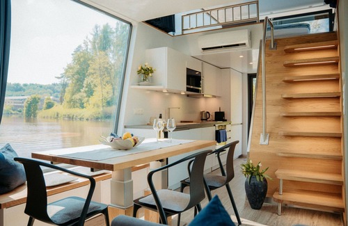Mettlach House | Floating Home-Hausboot in Mettlach Hafen by Interhome