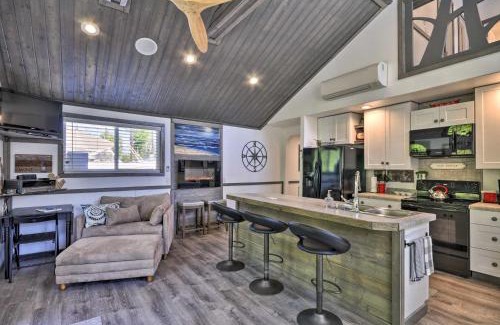 Vancouver House | Floating Home on Columbia River with Provided Kayaks