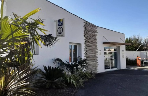 LʼAiguillon-sur-Mer House | Flower Camping Le Pré des Sables * - Mobile home Premium 3 bedrooms 37m2 - 2 bathrooms + TV 6 persons