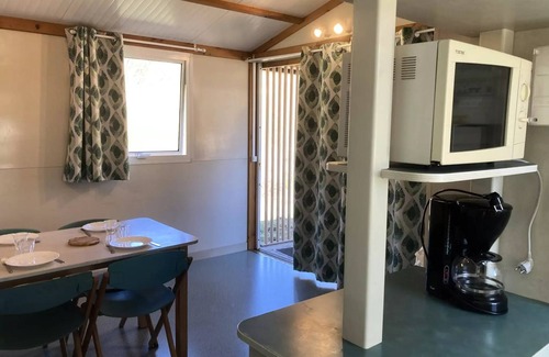 Vicdessos Ski Chalet | Flower Camping LA BEXANELLE * - Standard chalet 25m2 - 2 bedrooms + covered terrace 5 people