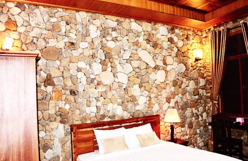 Krong Kaeb Hotel | Flower Garden Cabin