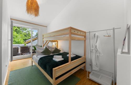 Miesbach Apartment | Flussperle Miesbach - Erholung pur direkt an der Schlierach - Dachterrasse mit Grill, kostenloses Parken