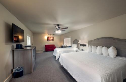 Alpine Cabin | Flying Saddle Resort and Steak House