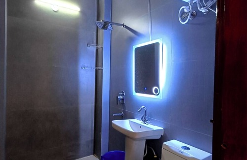Noida House | FNG GUEST HOUSE