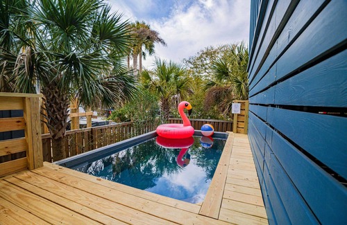 Folly Beach House | Folly Oasis | Cozy Beachside Home + Pool