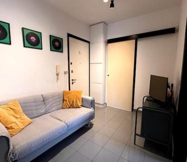 Vigentino Apartment | Fondazione Prada- IEO -Intero appartamento