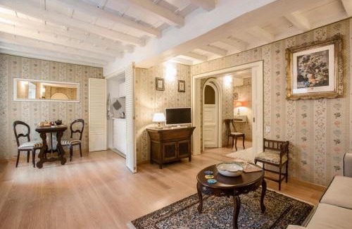 Rione II Trevi Apartment | Fontana di Trevi -Appartamento con Vista mozzafiato sulla Fontana più famosa al mondo -Trevinestrome