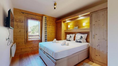 Champagny-en-Vanoise Apartment | Foot of slopes, South terrasse, 6 pers