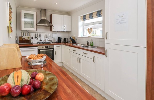 Yarmouth Cottage | Forbes C1