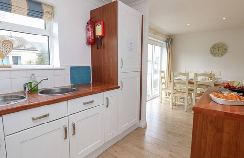 Yarmouth Cottage | Forbes C1