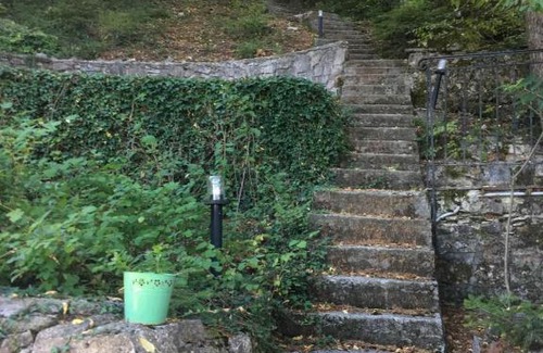 Amfikleia-Elateia Apartment | Forest House