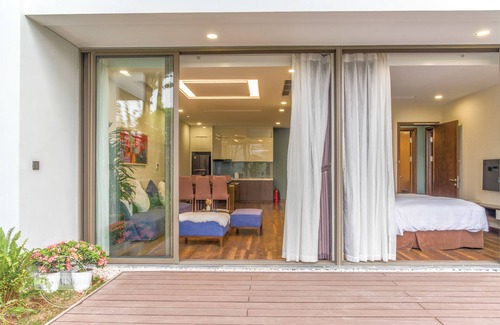 Phuc Yen Hotel | Forest In The Sky Flamingo Dai Lai Resort