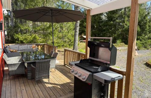 Savsjostrom House | Forest nest