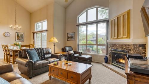 Redmond House | Forest Ridge Loop by AvantStay Hot Tub Private Community Amenities
