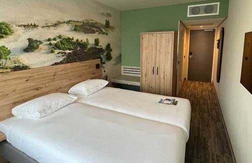 Bosgebied Hotel | Forest Views & City Access from Your Stay in Scenic Soest Hotel