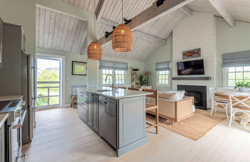 Madaket House | Forget Me Knot – Serene West-End Retreat Near Madaket Beach