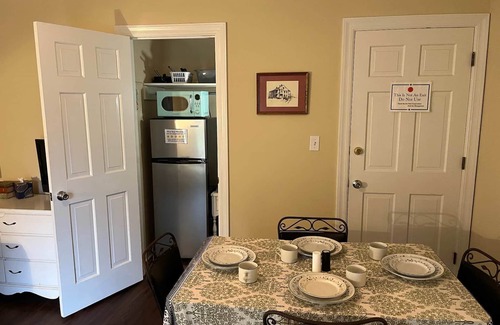 Franklin Cabin | Fork Inns Romantic 2BR apt/cabin- opt hottub SHR23