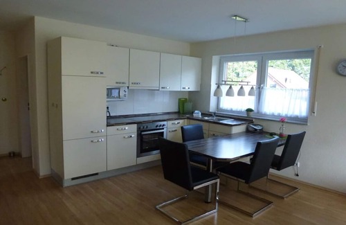 Gronau Apartment | Former farmhouse child-friendly, 180 upper floor!