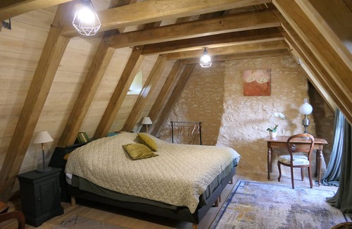 Campagne Bed & Breakfast | Former Périgourdine in the heart of Périgord Noir. GUEST HOUSE for 2 persons