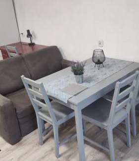 Sulejow Apartment | Forrest House w Białej