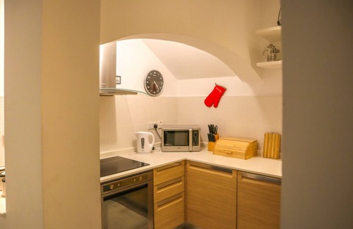 Ghajnsielem Villa | Fort Chambray Place - Two Bedroom Villa, Sleeps 6