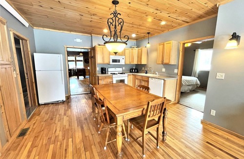 Butternut Cabin | Fort Flambeau on the Flowage! | 8 Bed, 2 Bath