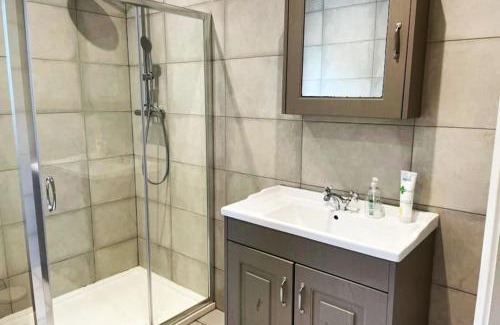 Aghadoe House | Fossa Retreat - Modern 3 bed house Killarney