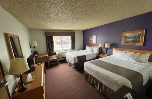 Russell Hotel | Fossil Creek Hotel & Suites