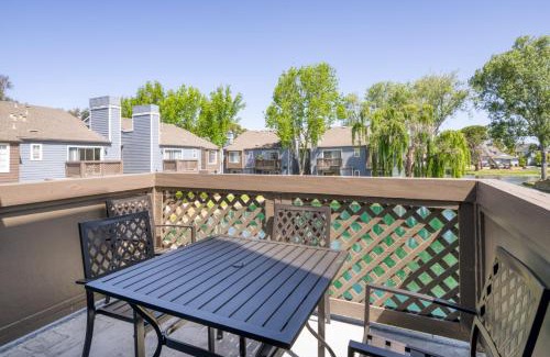 Foster City Apartment | Foster City 2BR w Gym Pool Spa WD nr VISA SFO-1017