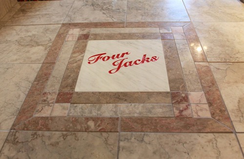 Jackpot Hotel | Four Jacks Hotel and Casino