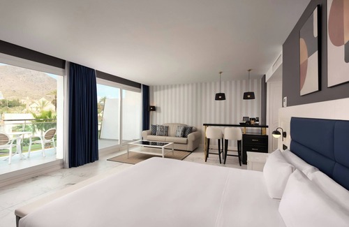 Benidorm Hotel | Four Points by Sheraton Costa Blanca Resort