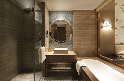 Yancheng District Hotel | Four Points By Sheraton Luohe